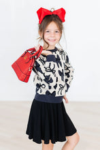 Load image into Gallery viewer, Perfectly Tied Sweater
