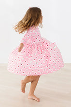 Load image into Gallery viewer, 3/4 Sleeve Pocket Twirl Dress - Daisy Delight
